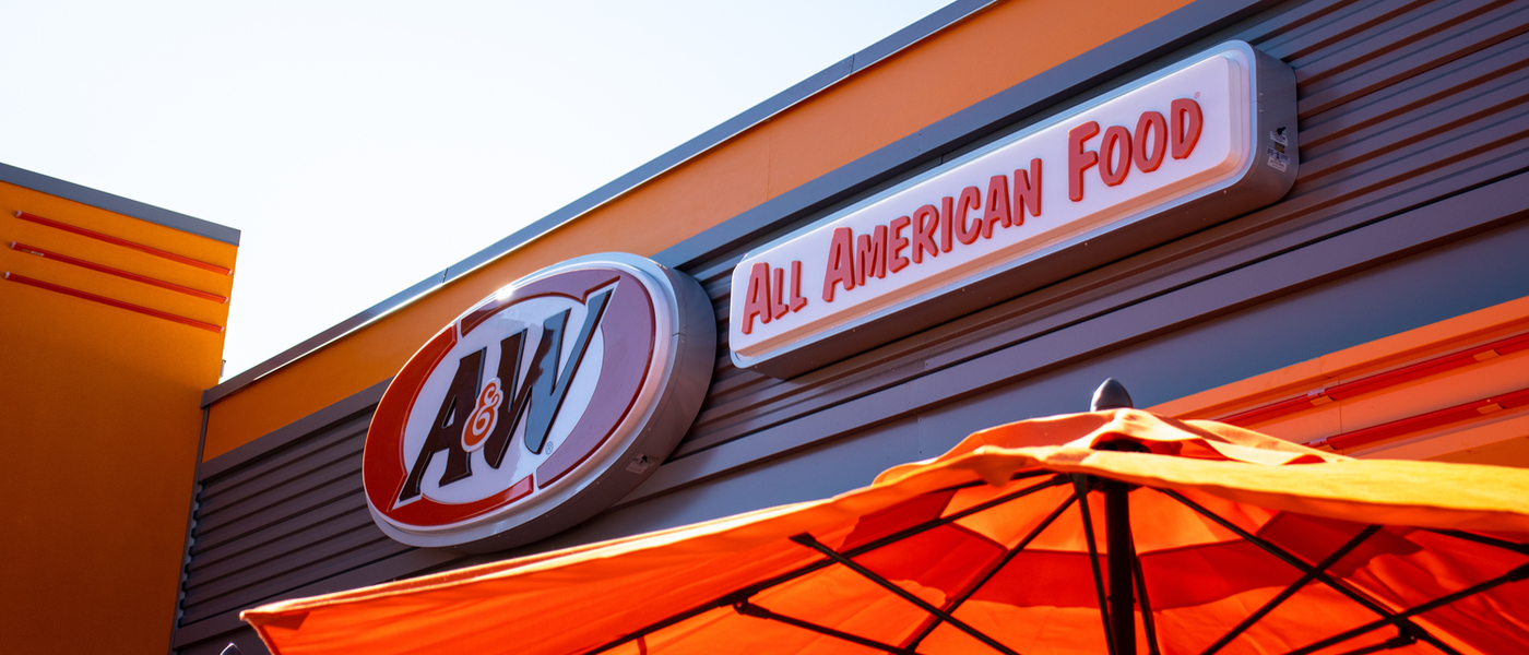 Exterior photo of A&W Restaurant sign during the daytime in Richmond, KY. 